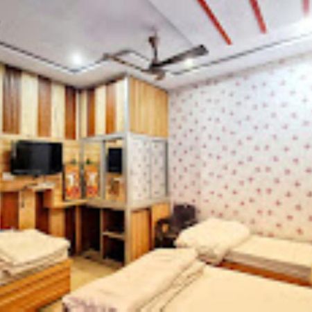 Hotel Mahabir Inn Mathura Extérieur photo